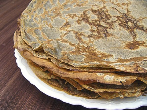 Блины из гречневой муки с коньяком