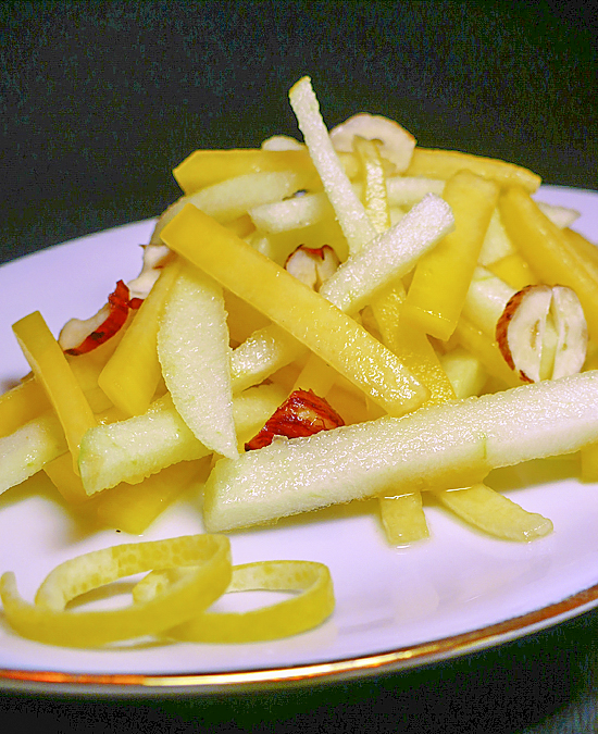 Салат из сырой тыквы и яблок