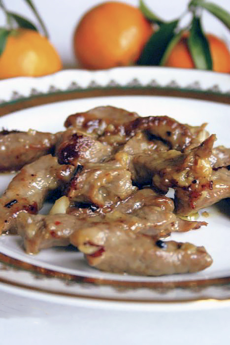 Телятина с апельсинами и перцем