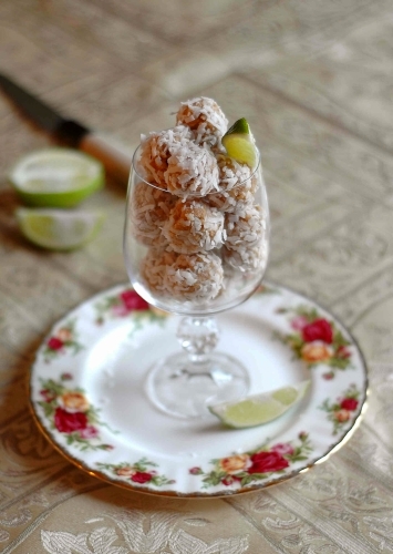 Кокосовые снежки с ароматом лайма