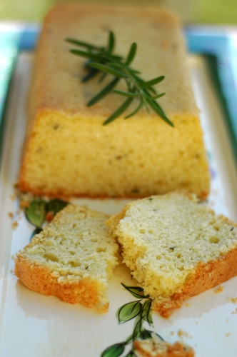 Итальянский розмариновый кекс