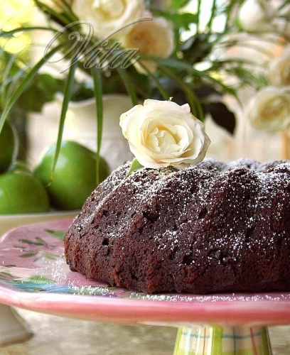 Шоколадный кекс с яблочным пюре