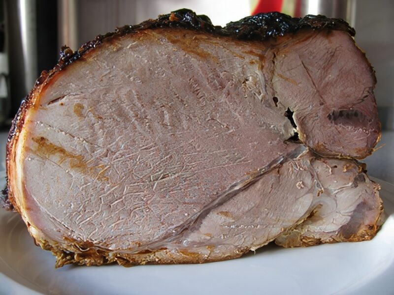 Буженина в медово-горчичной глазури