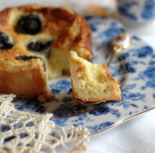 Тарталетки с начинкой из маскарпоне с черносливом