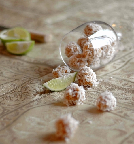 Кокосовые снежки с ароматом лайма