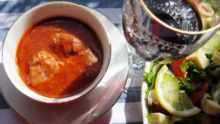 Петух в вине