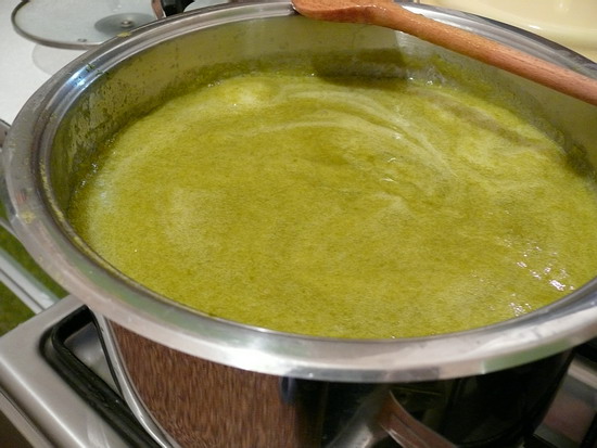 Зеленое ткемали