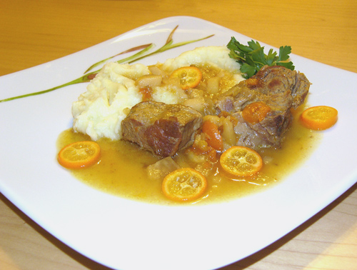 Телятина, тушенная с кумкватами