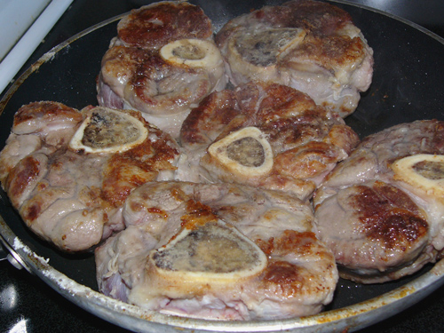 Телячьи ножки (Ossobuco) в вишневом пиве