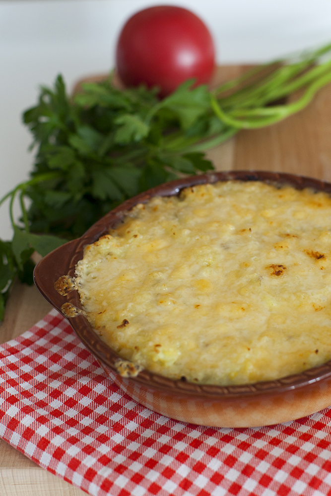 Запеканка из консервированного тунца