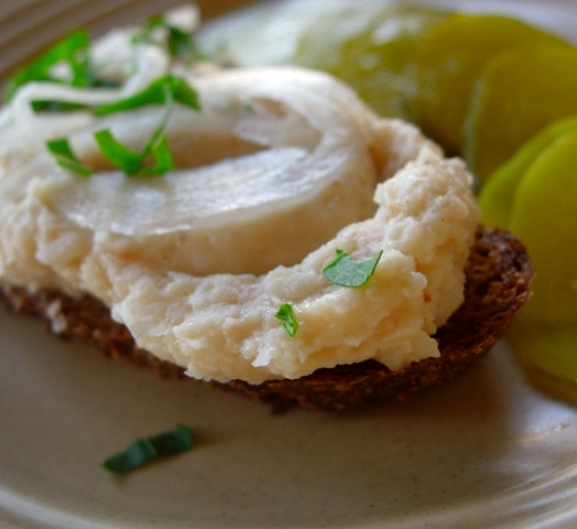 Фасолевый паштет