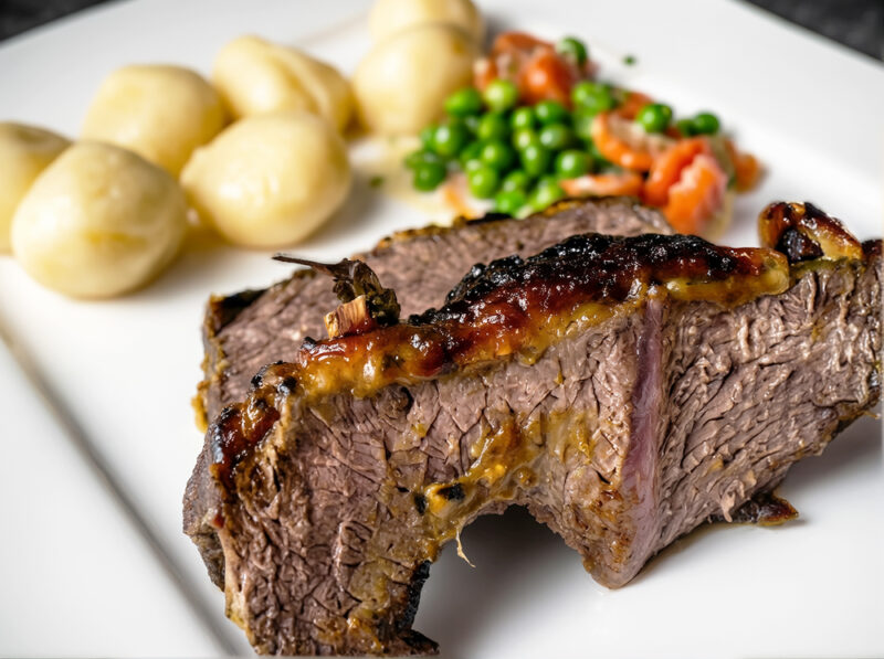 Жаркое из говядины в горчичном соусе (Senfbraten)