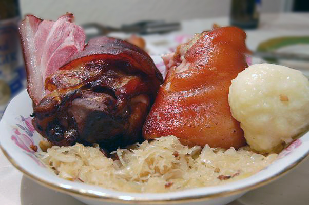 Айсбайн (Eisbein mit Sauerkraut)