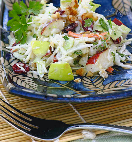 Вальдорфский салат с капустой (Waldorf Coleslaw)