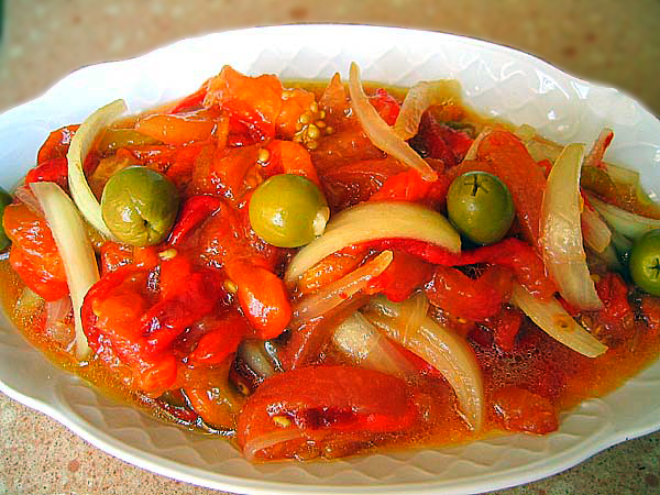 Салат из печеных перцев