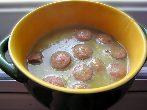 Гороховый суп с охотничьими колбасками