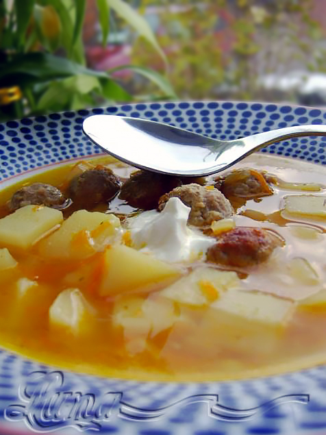 Картофельник с фрикадельками