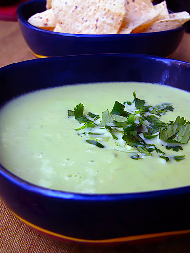 Сливочный суп из авокадо