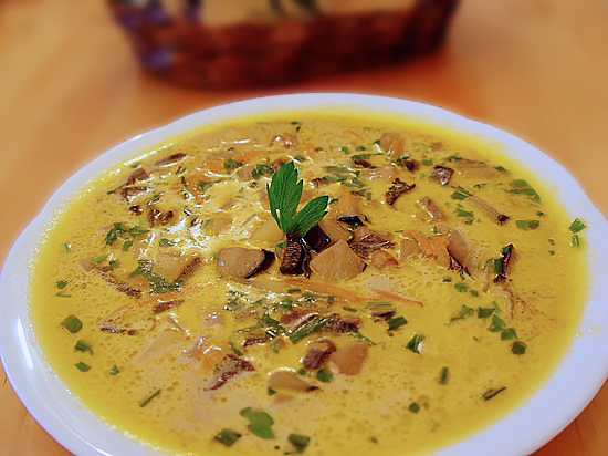 Суп из баклажанов и грибов