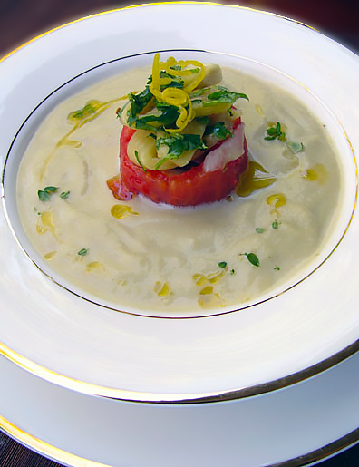 Суп из запеченных баклажанов с маринованными баклажанами и зирой