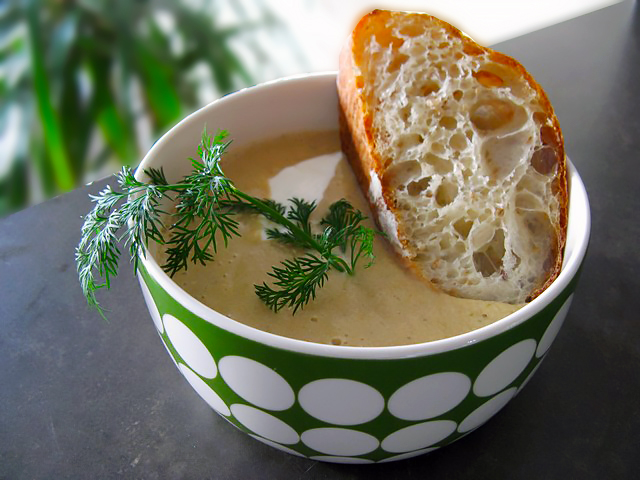 Суп-пюре из консервированного лосося