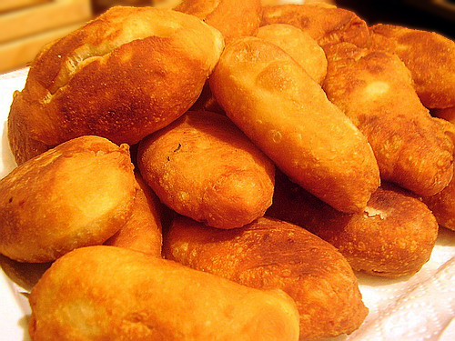 Простое тесто для жареных пирожков и хачапури