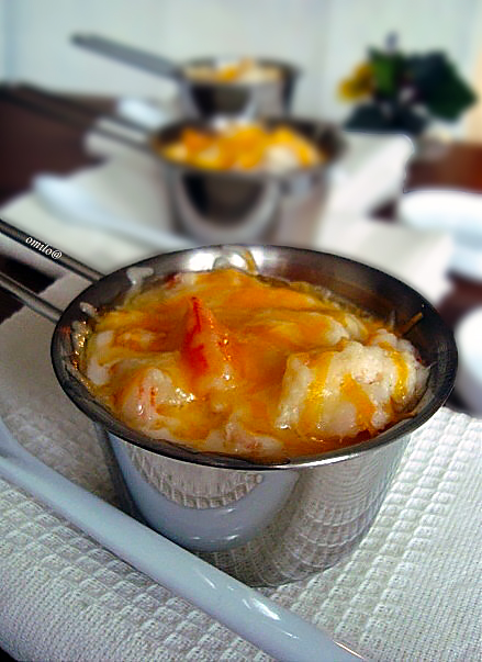 Жульен из крабов и креветок