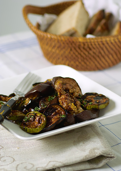 Маринованные баклажаны в бальзамическо-медовом соусе