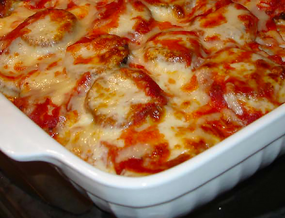 Баклажаны с пармезаном (Eggplant Parmesan)