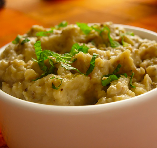 Икра из баклажанов с орехами