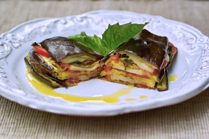 Сэндвичи из баклажанов с молодым козьим сыром