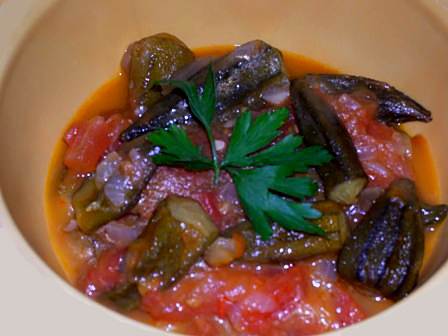 Окра (бамия) по-средиземноморски