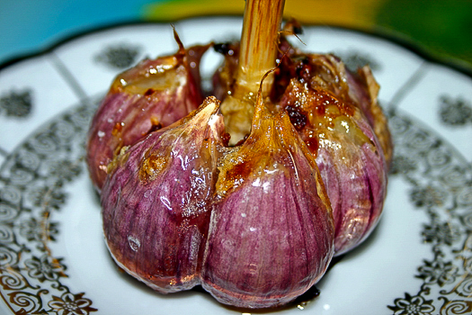 Запеченный чеснок