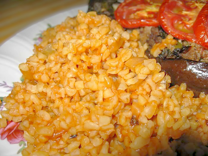 Булгур с томатами (Domatesli Bulgur Pilavı)
