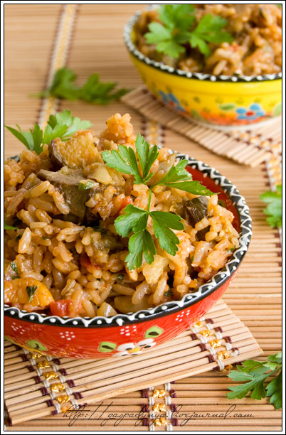 Турецкий пилав с баклажанами (Patlıcanlı Pilav)