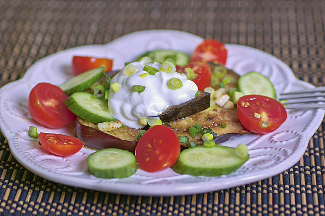 Острый салат из баклажанов