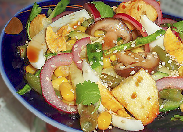 Овощной салат в азиатском стиле