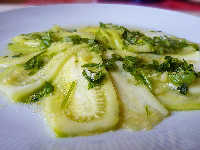 Салат из кабачков с лимоном