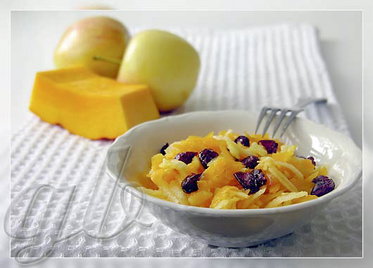 Салат с тыквой и яблоками