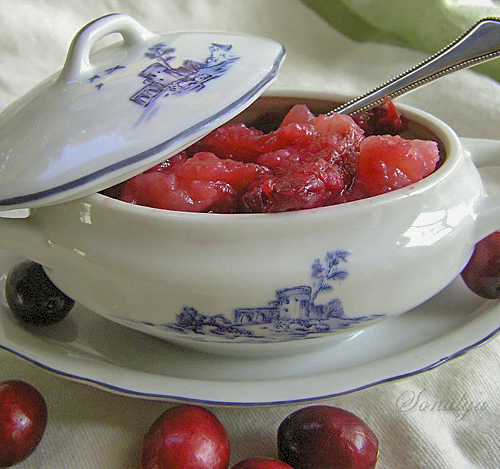 Клюквенно-грушевый соус