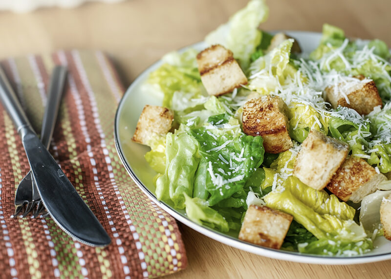 Салат Цезарь (Caesar Salad)