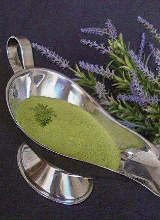 Зеленый соус с майонезом и укропом