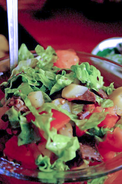 Картофельный салат с сердцем