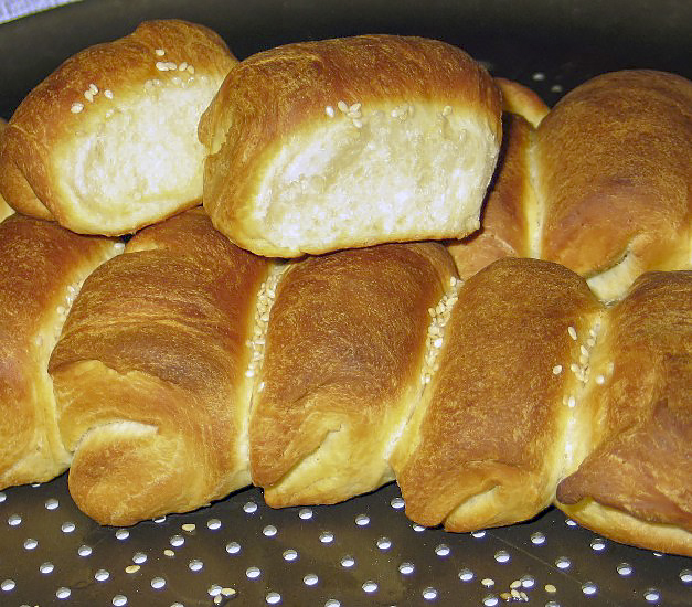 Булочки Дома Паркеров (Parker House Rolls)