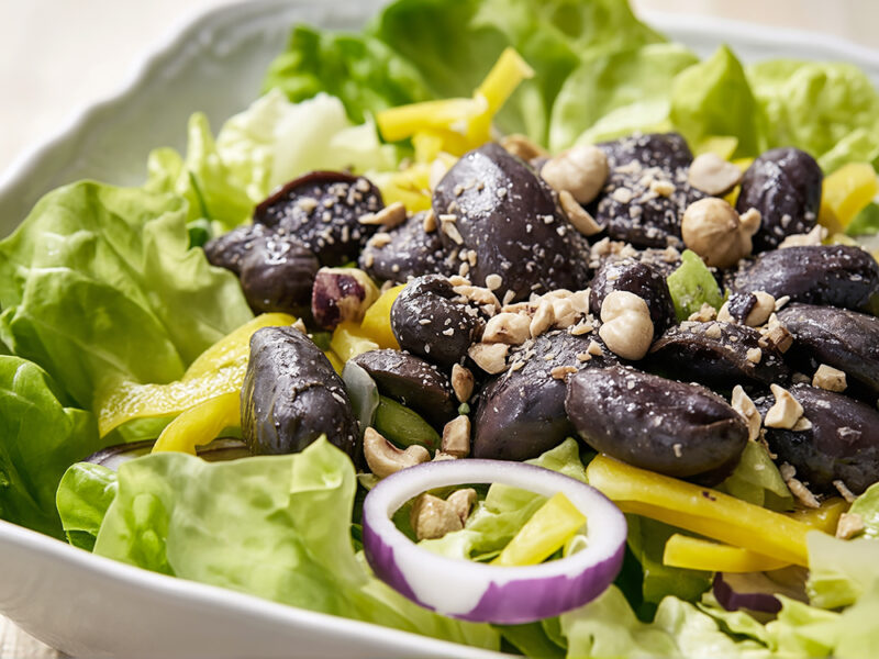 Салат с конфи из утиных желудков (Salade de Gésiers de Canard Confits)