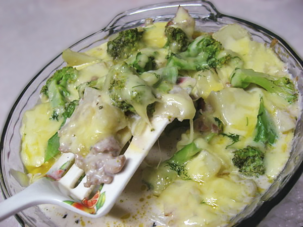 Запеканка с курицей и брокколи