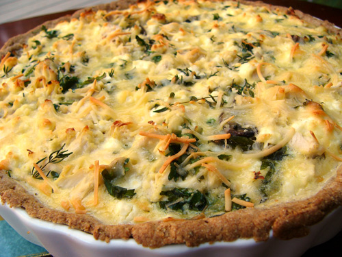 Пирог с курицей, грибами, пореем и фетой