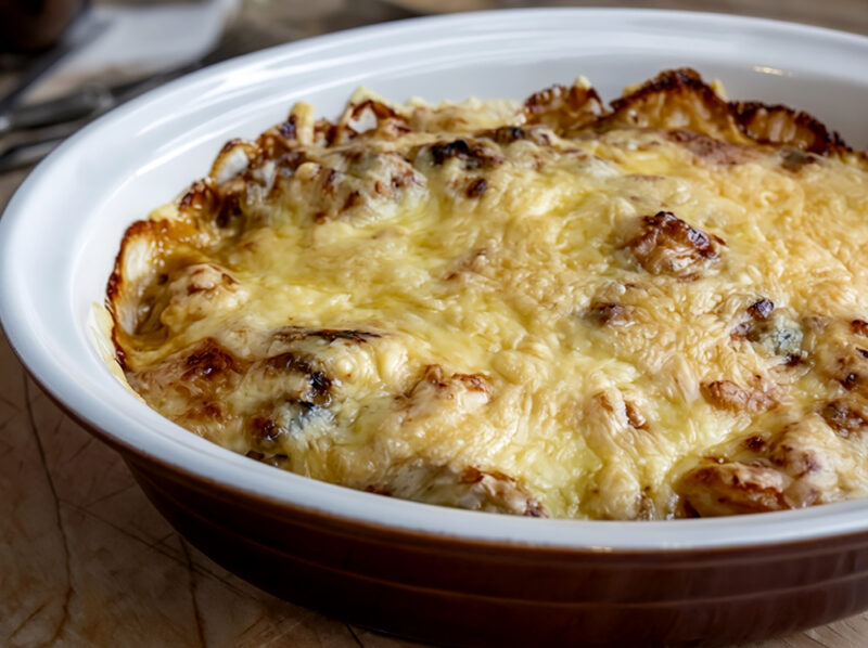 Жульен с мясом (птицей) и грибами