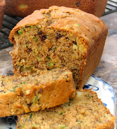 Кекс с цуккини