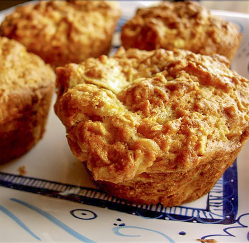 Яблочно-ореховые маффины